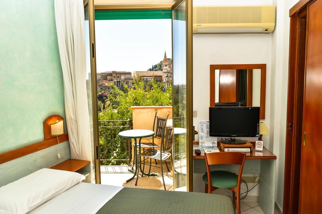Hotel Condor Taormine Extérieur photo